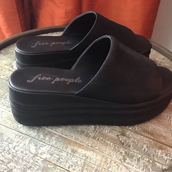 Free People Black Platform Slide Sandals - Picture 3 of 9